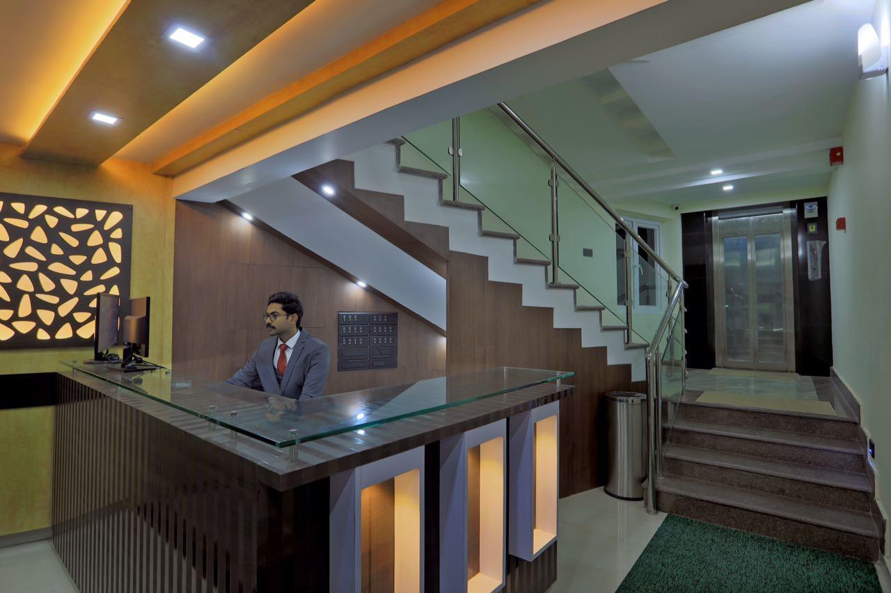 Hotel Kenz Residency Kochi Exterior foto